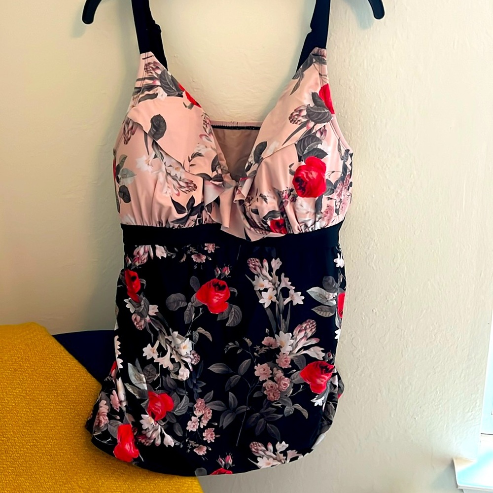 Size 20 Rose Floral Print Two-Piece Bathing Suit